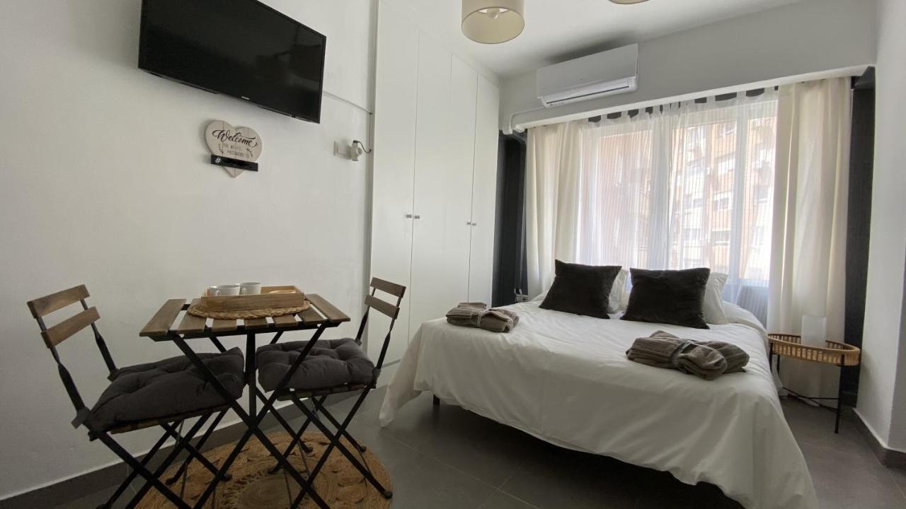 Playa Sol Y Centro Historico Apartment Malaga Bagian luar foto